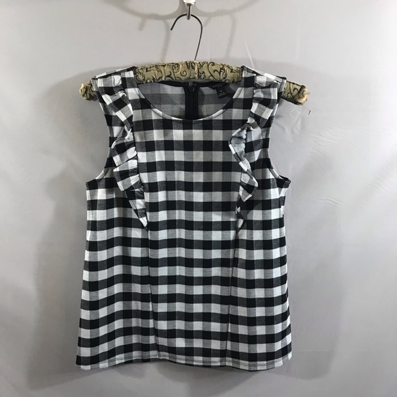 Ann Taylor Tops - Ann Taylor Petite checkered sleeveless top